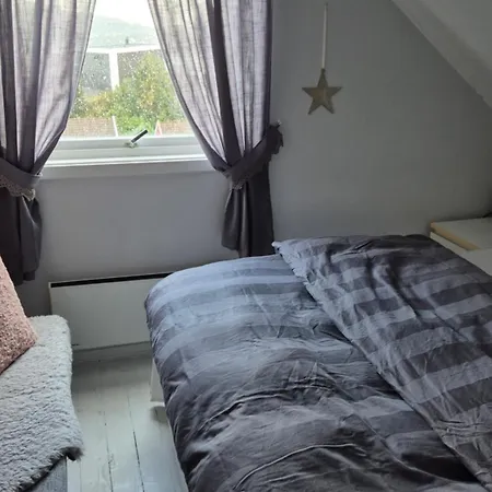 Charming Family House With Beautiful Views! Feriehus