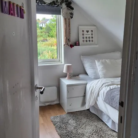 Charming Family House With Beautiful Views! Askoy