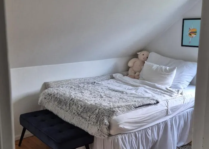 Charming Family House With Beautiful Views! Askoy